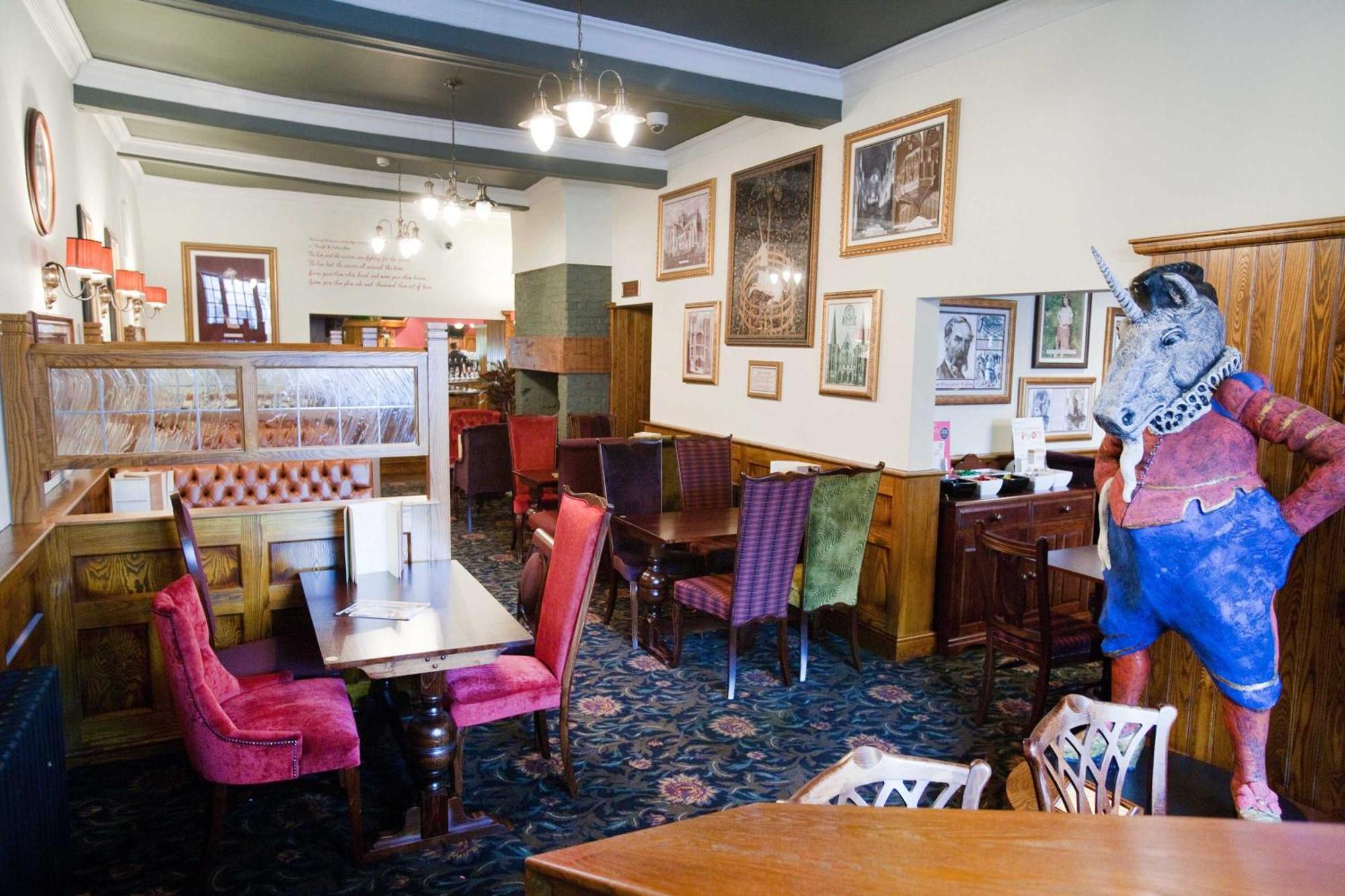 The Unicorn Hotel Wetherspoon Ripon Buitenkant foto